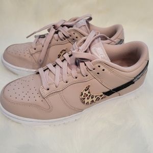 Nike Dunk Low Animal Print Pink